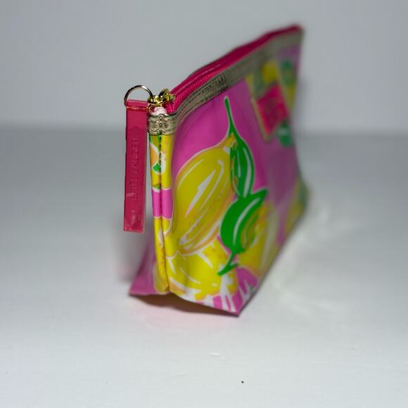 🍋 NWOT Lilly Pulitzer Estée Lauder Lemon Cosmetic Makeup Bag Pink Yellow Lemon - Picture 4 of 6